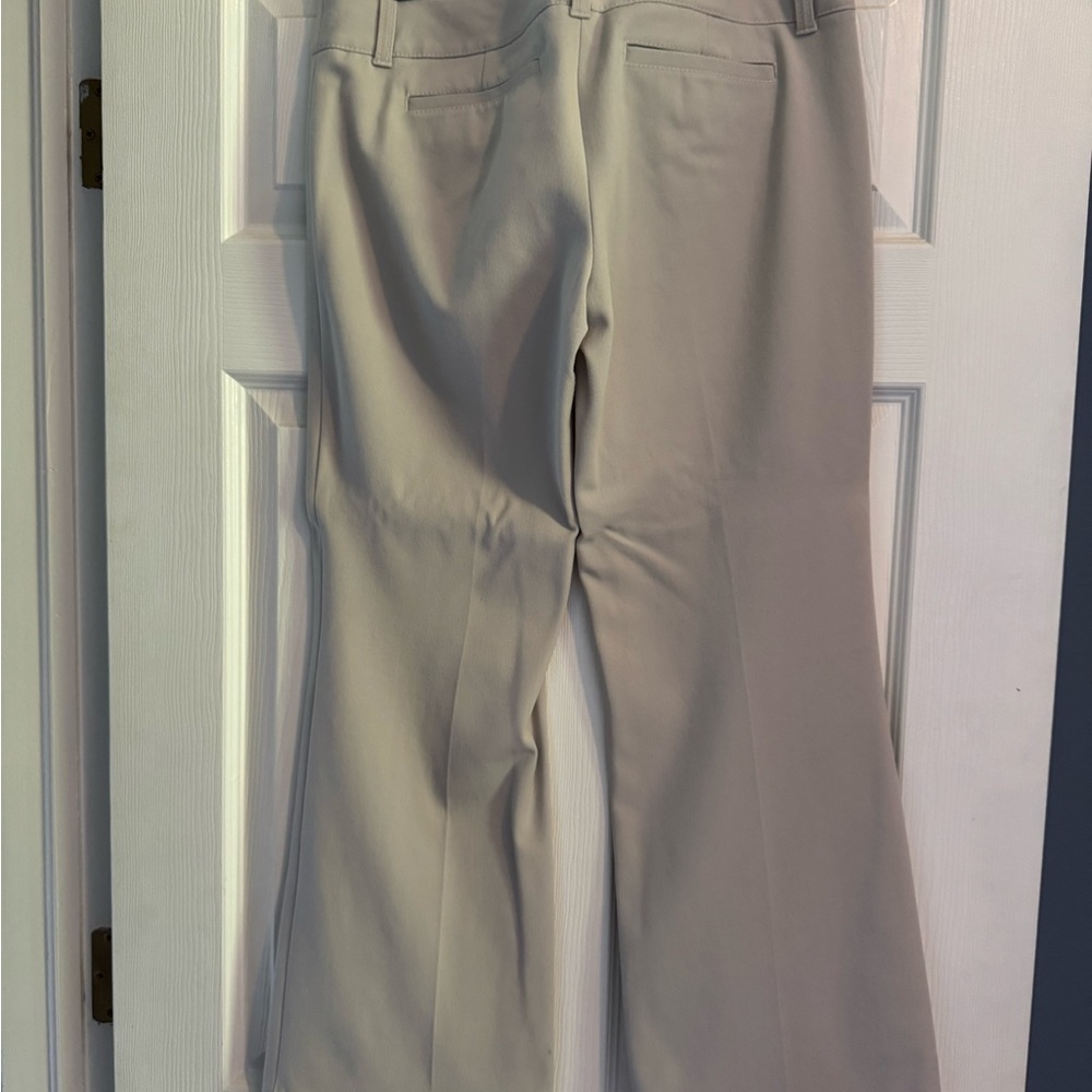Express Women's Cream Suit Set - Picture 4 of 5